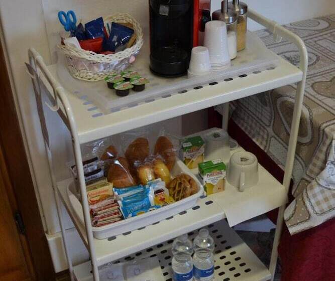 تختخواب و صبحانه My Way