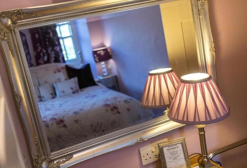 住宿加早餐  The Hill