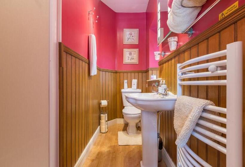 住宿加早餐  The Hill