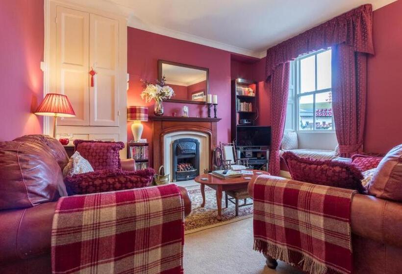 住宿加早餐  The Hill