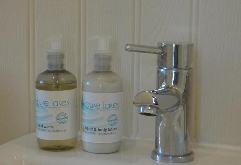 住宿加早餐  The Hill