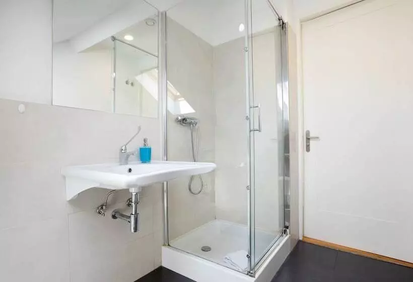 Best Guest Porto Hostel