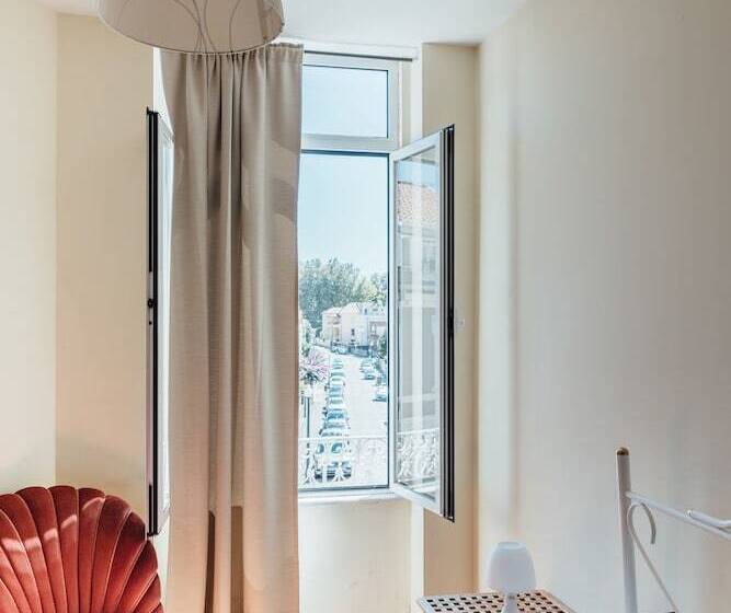 مسافرخانه Swissporto Guest House