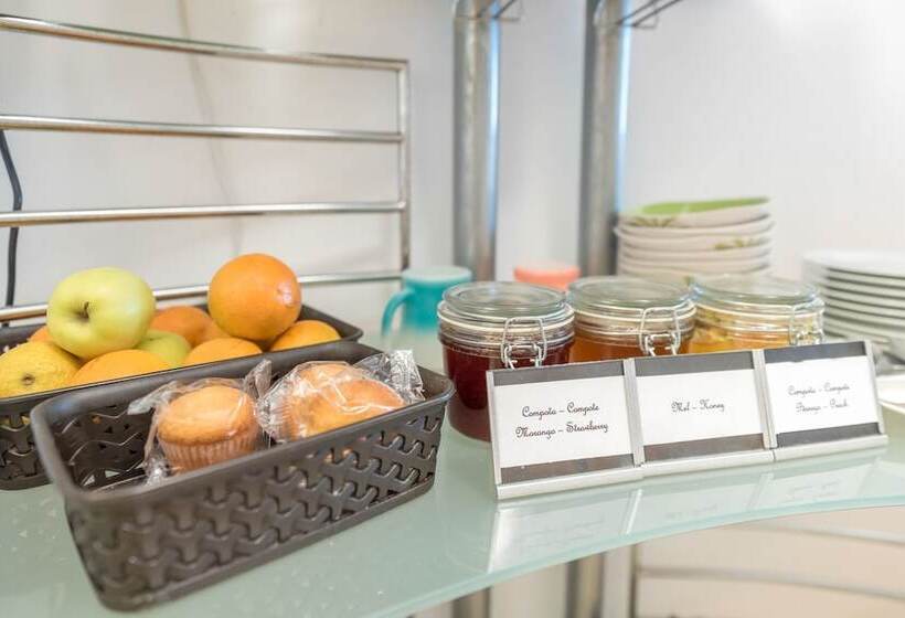 مسافرخانه Swissporto Guest House