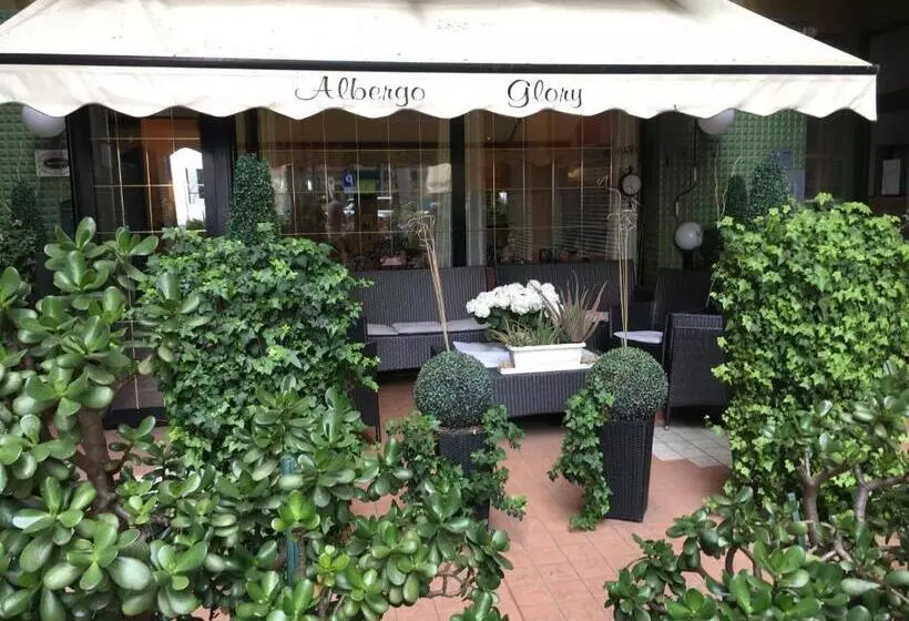 ホテル Albergo Glory