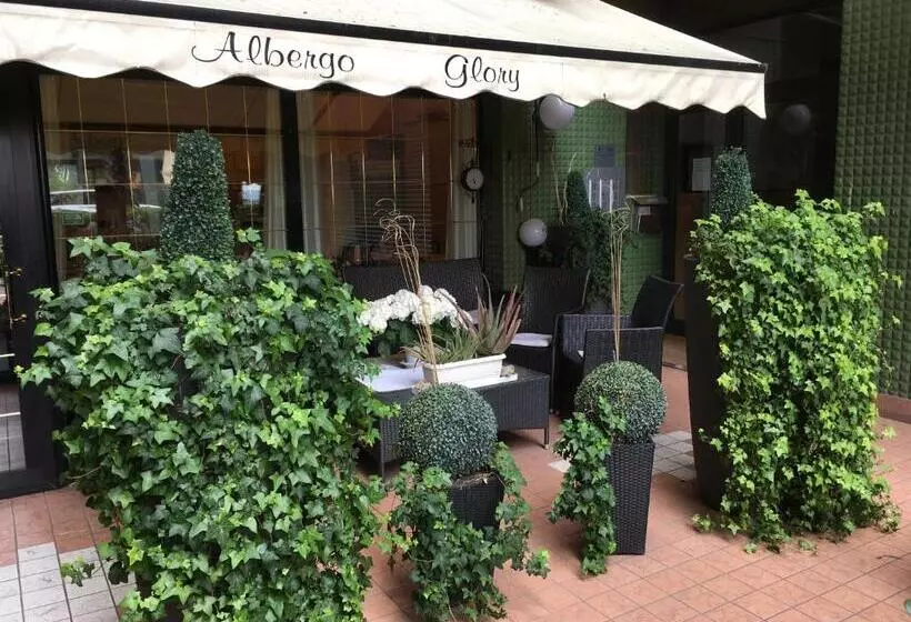 ホテル Albergo Glory