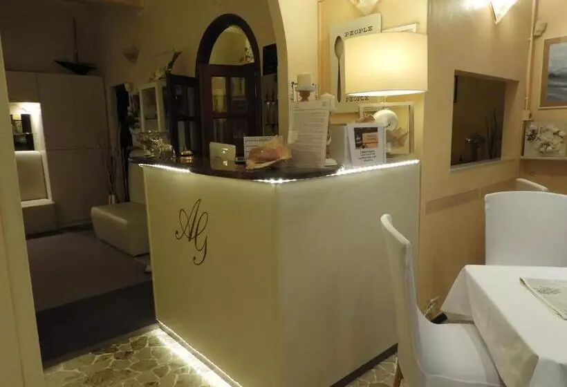 ホテル Albergo Glory
