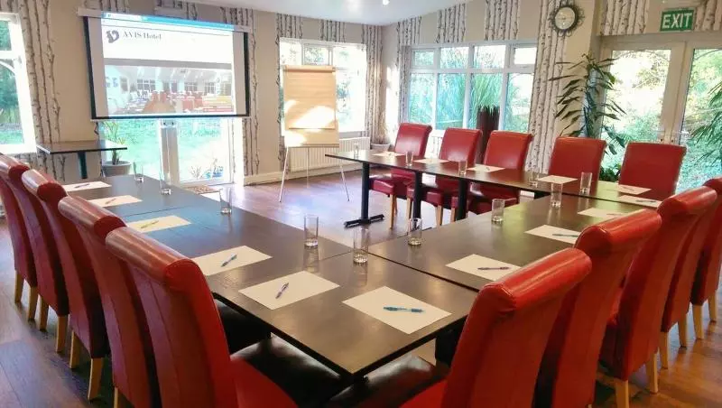 Hotel Avis