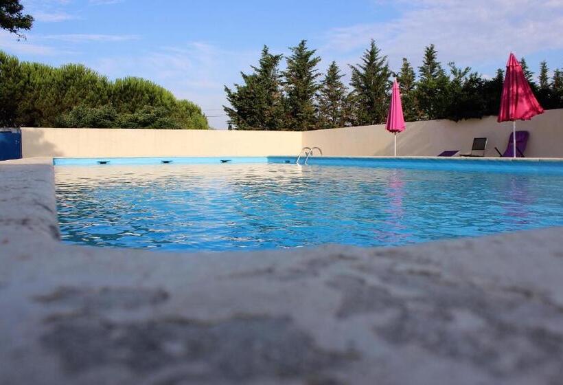 בית מלון כפרי Carina