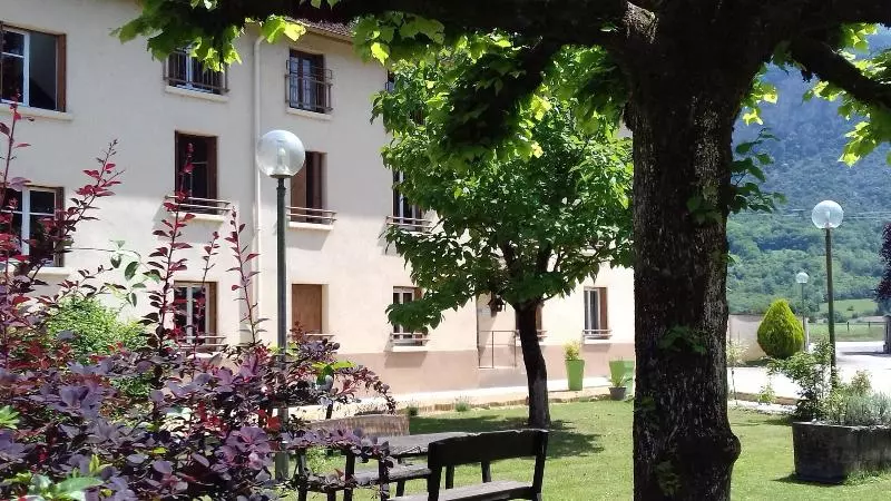 ホテル Cit Hôtel La Résidence