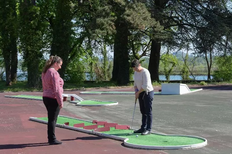 ホテル Cit Hôtel La Résidence