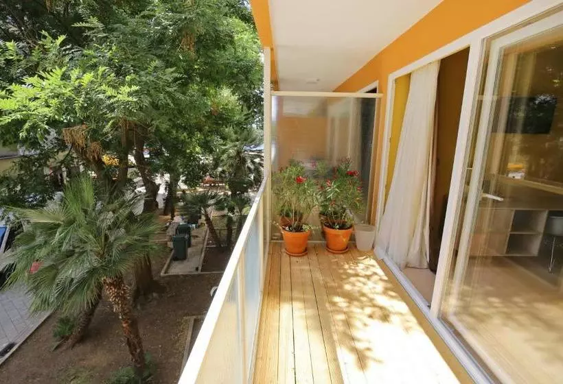 هتل Kai Boutique Studio & Rooms