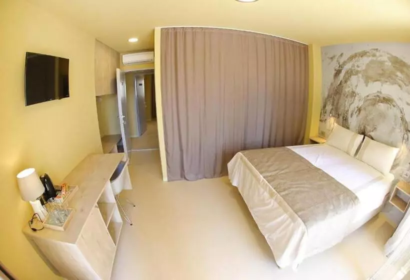هتل Kai Boutique Studio & Rooms