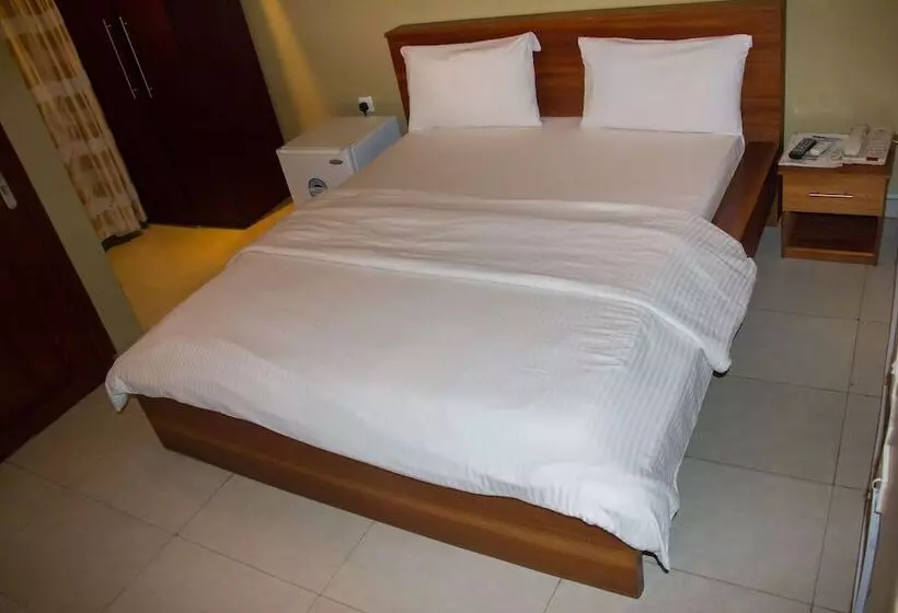 هتل Kebbi