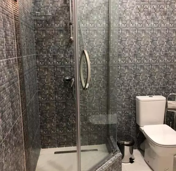 هتل Korona