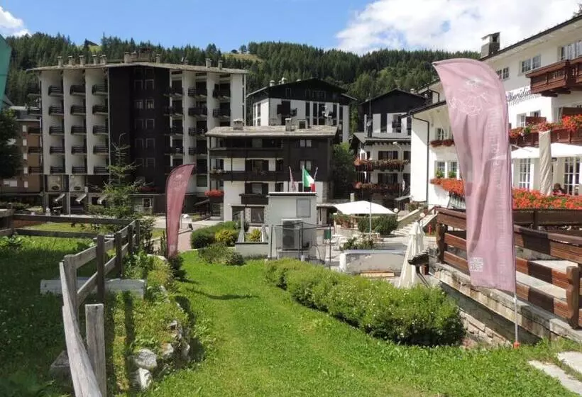 Hotelli La Meridiana