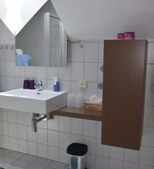 Hotelli Landgasthof Steinmühl Hofbauer Frühstückspension Und Campingplatz