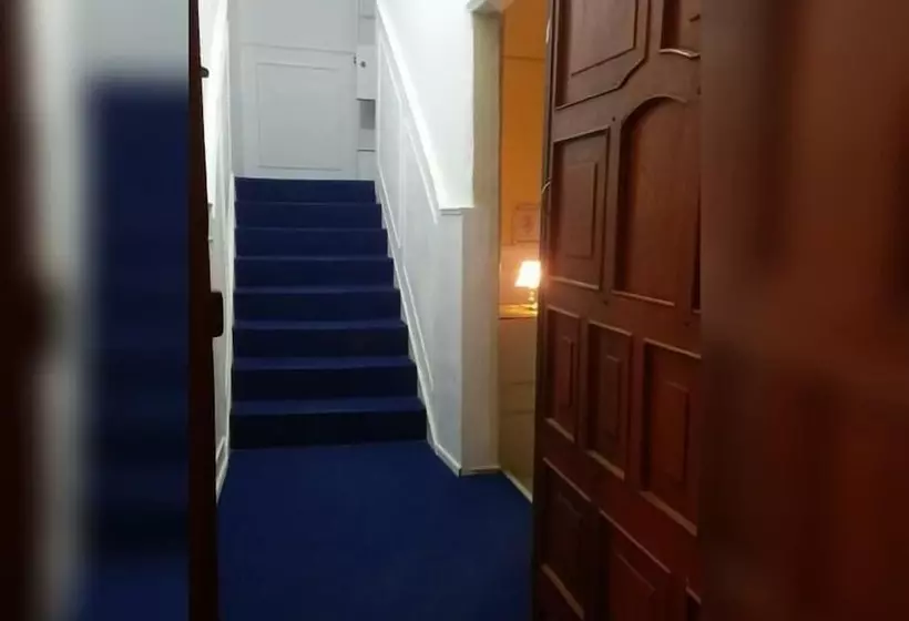 هتل Náutico De Paita