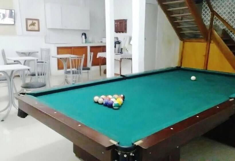 هتل Náutico De Paita