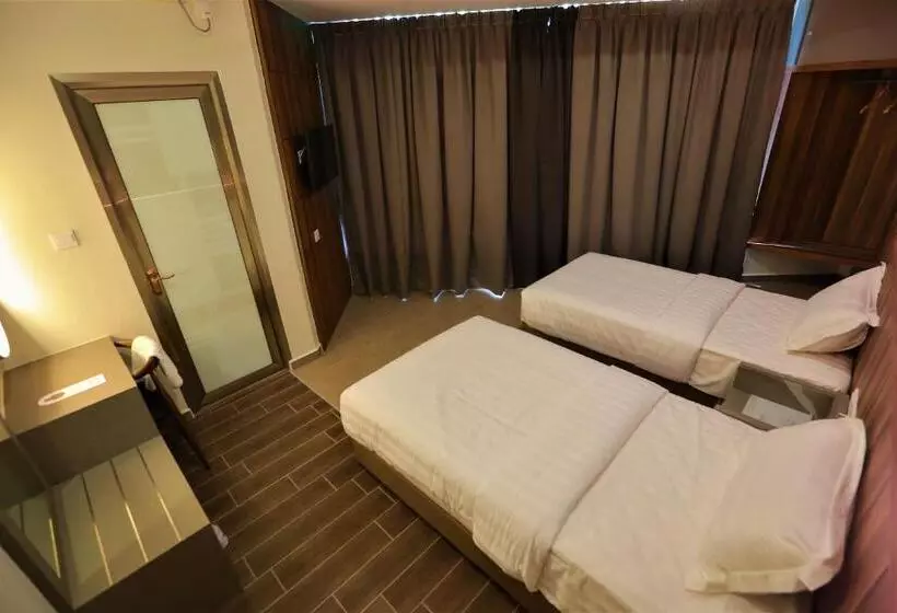 Hotelli Pantai Regal