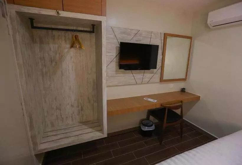 Hotelli Pantai Regal