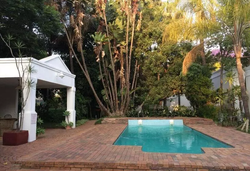 ホテル Polokwane Place