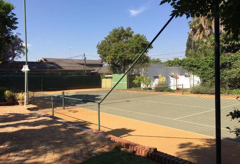 בית מלון כפרי Polokwane Place