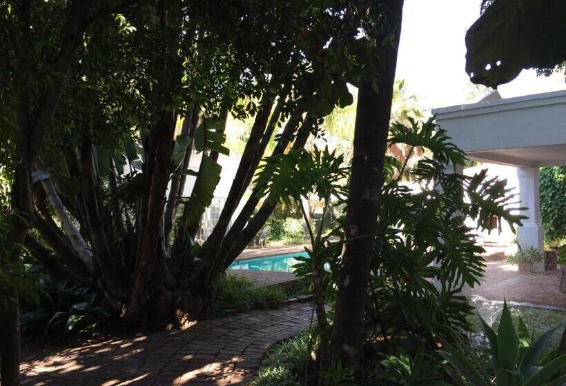 בית מלון כפרי Polokwane Place