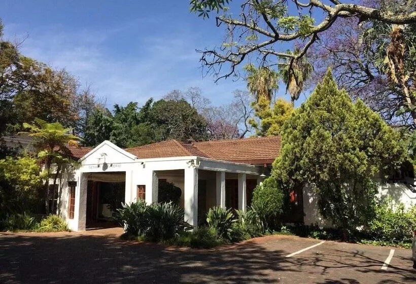 ホテル Polokwane Place