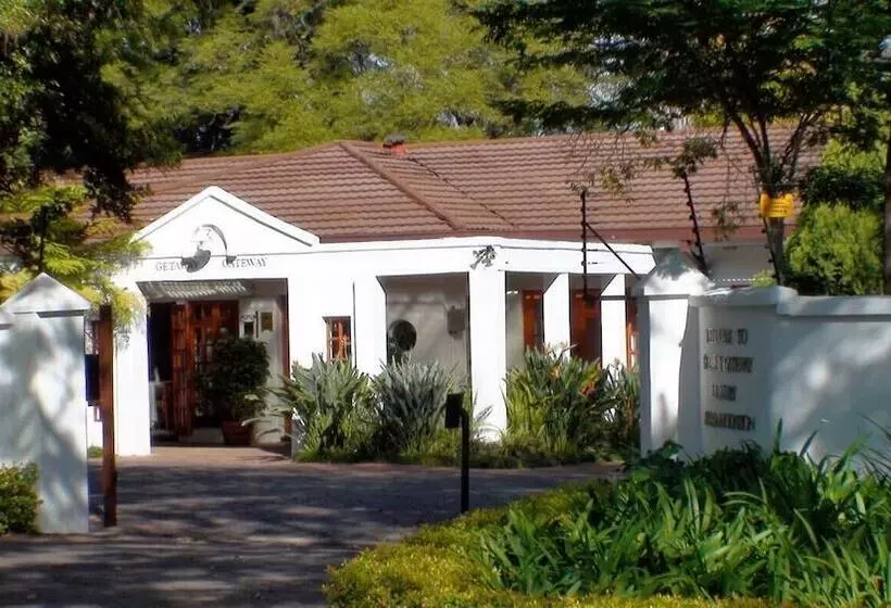 ホテル Polokwane Place
