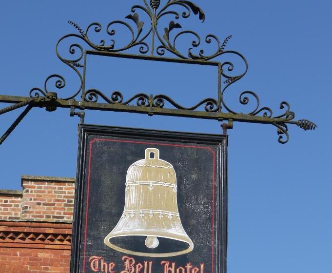 בית מלון כפרי The Bell