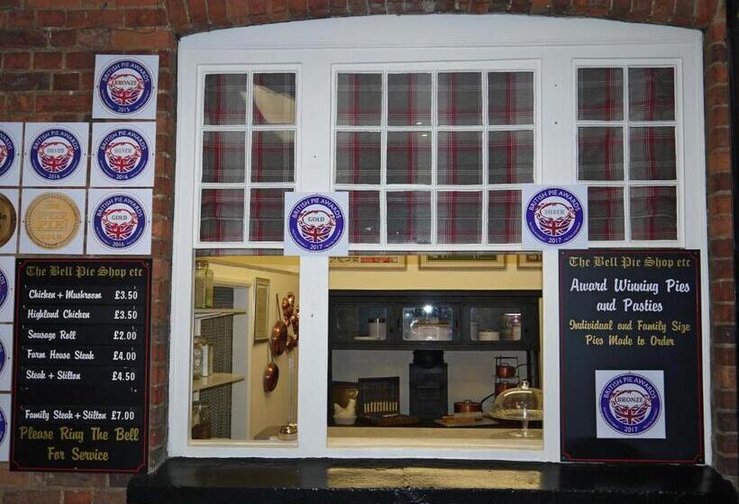 בית מלון כפרי The Bell