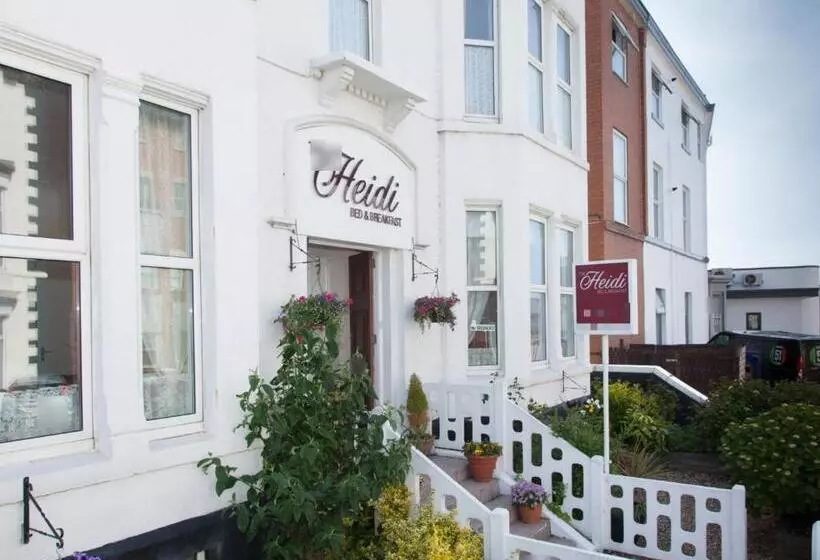 ホテル The Heidi Bed & Breakfast