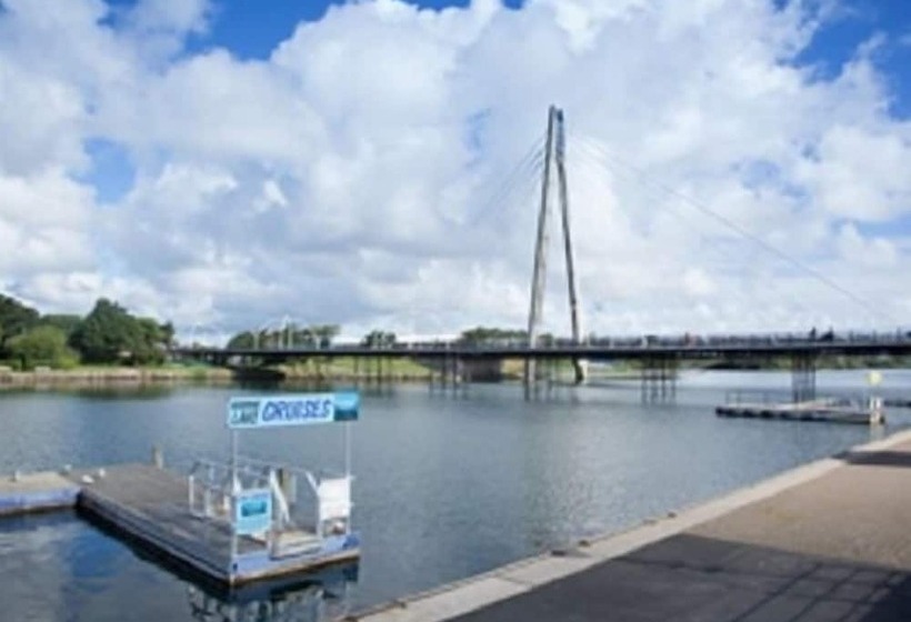 فندق The Heidi Bed & Breakfast