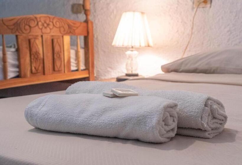 הוסטל Caracolito