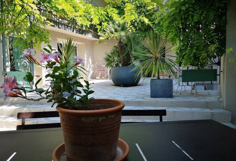 צימר Couette Et Café