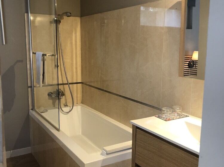 צימר Couette Et Café