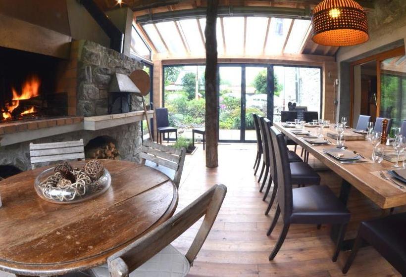 تختخواب و صبحانه La Clé Des Bois