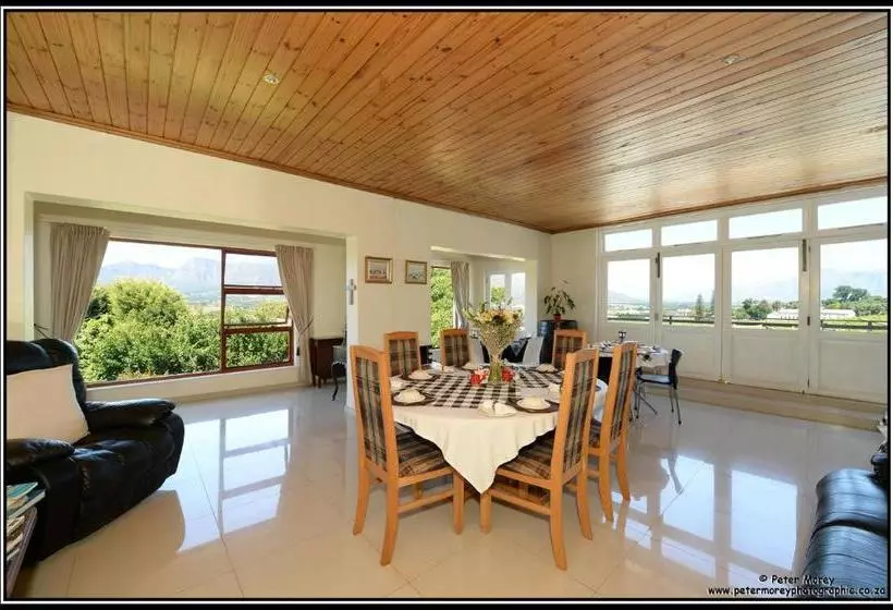 Aamiaismajoitus (B&B) Paarl Mountain Lodge