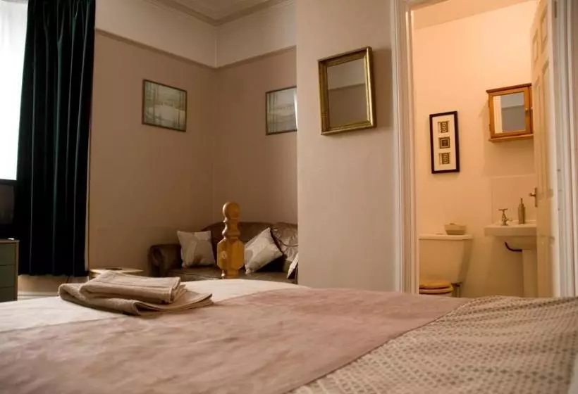 تختخواب و صبحانه Westham