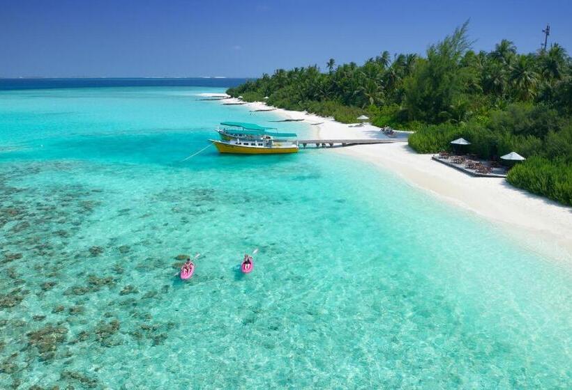 Embudu Village Resort