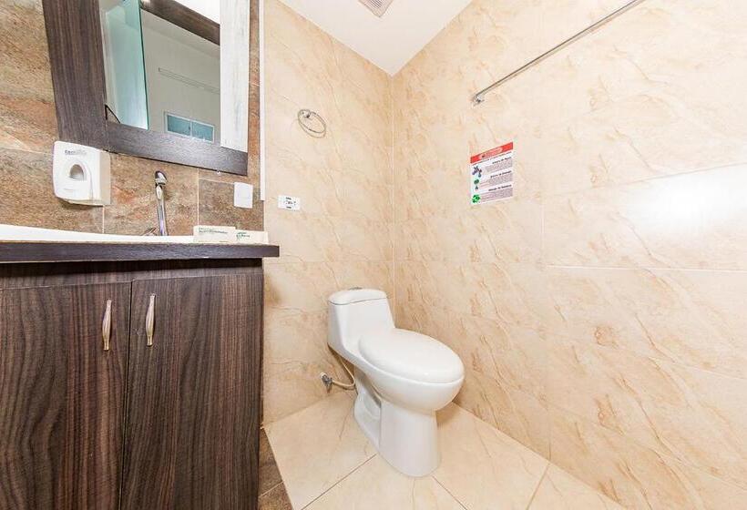 בית מלון כפרי San Antonio Plaza