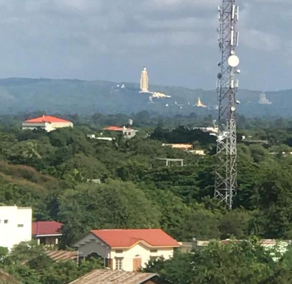 هتل Ba Thaung Monywa