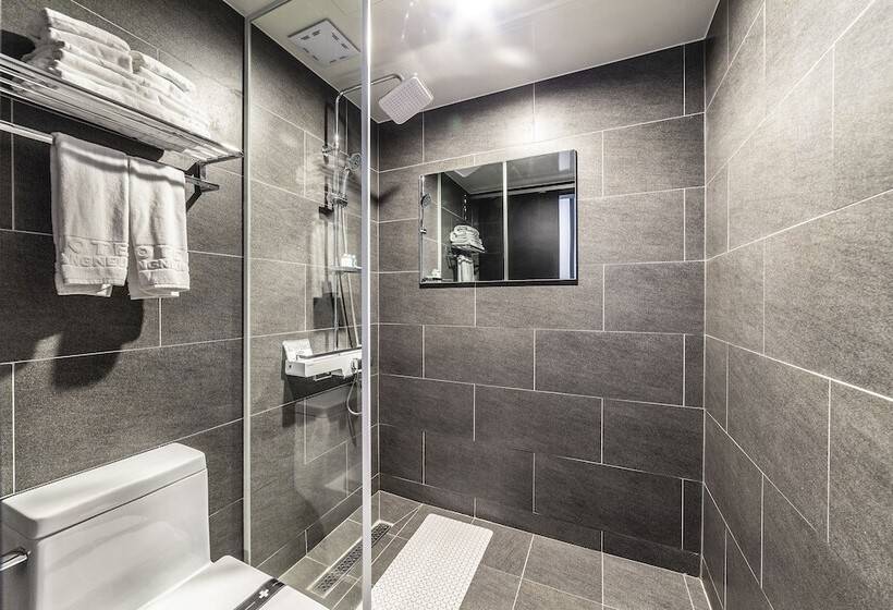 ホテル Gangneung Tourist