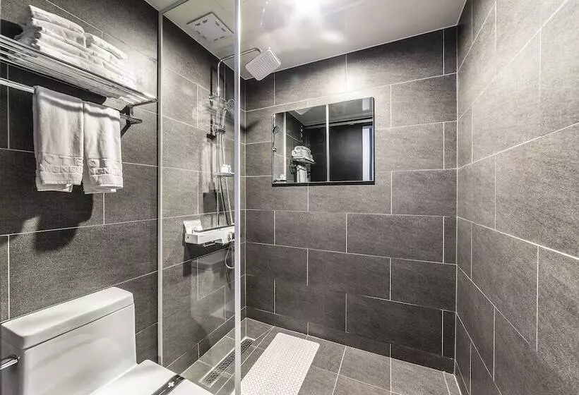 Hotelli Gangneung Tourist