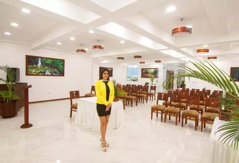 ホテル Marcoantonio