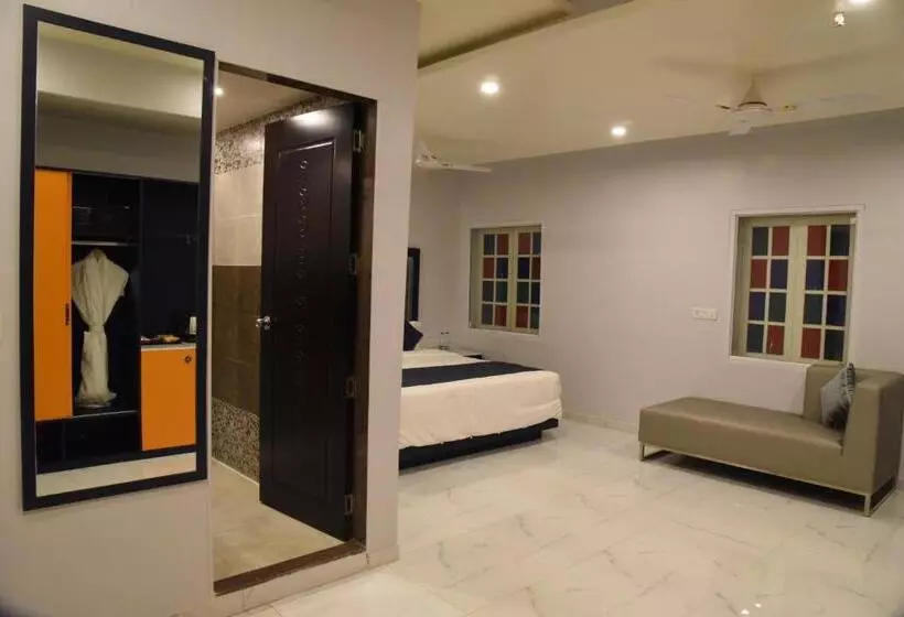 ホテル Regenta Inn Vadodara, 500m From Railway Station