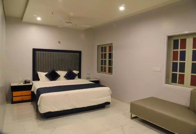 ホテル Regenta Inn Vadodara, 500m From Railway Station