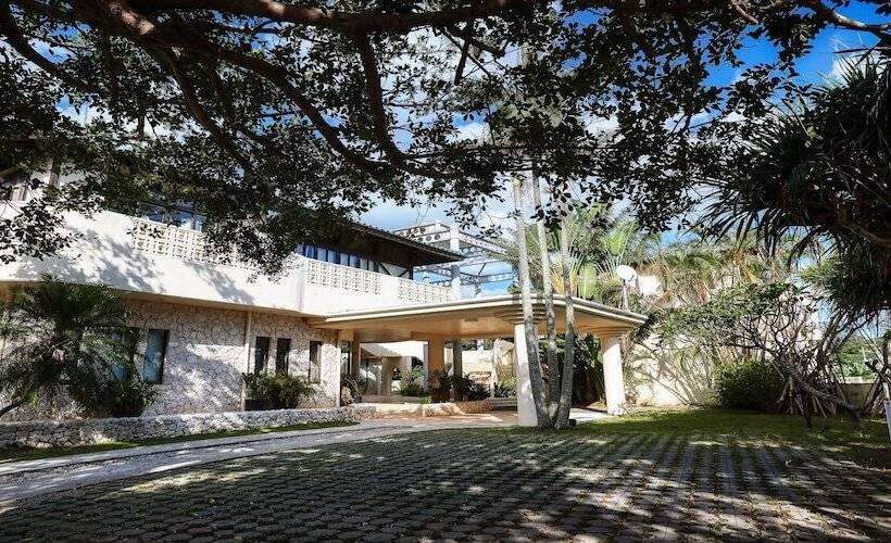 La Casa Panacea Okinawa Resort