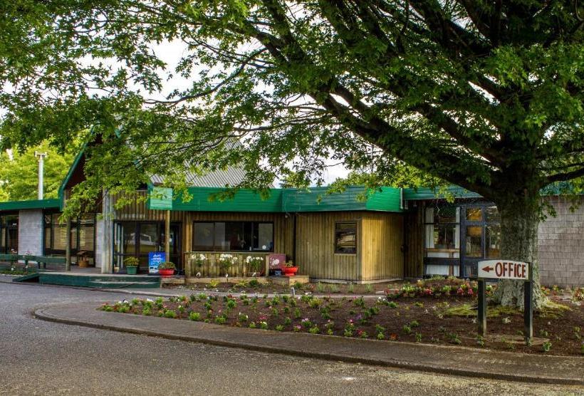 فندق على الطريق Tongariro Junction Accommodation